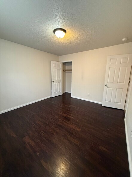 Building Photo - 301 Adams St