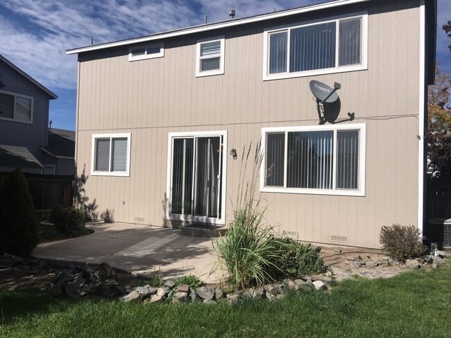 Building Photo - COMING SOON East Sparks House - 3 Bedroom ...