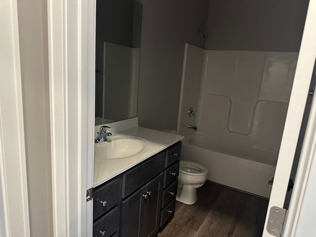 Building Photo - 4609 Castle Pines Dr