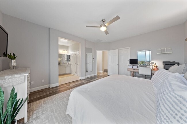 Building Photo - Luxury Dream Home with Unmatched Views and Resort-Style Amenities