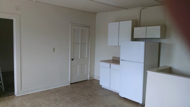 Spacious Kitchen - 4256 Nebraska Ave