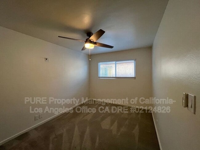 Building Photo - 4417 166th St