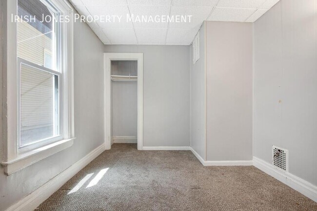 Building Photo - 76 Hammerschmidt Ave