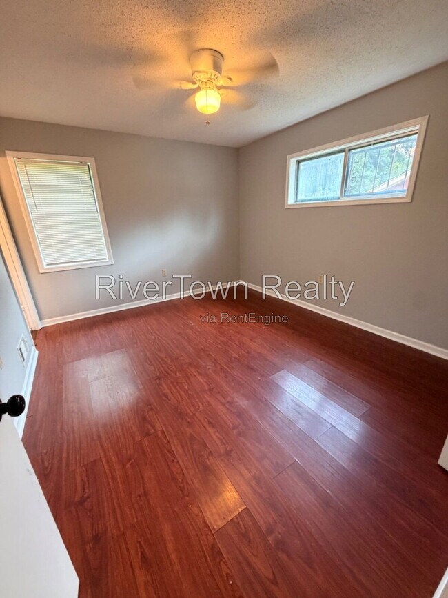Building Photo - 4280 Mikewood Dr