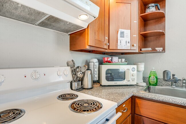 Building Photo - Eagle Avenue