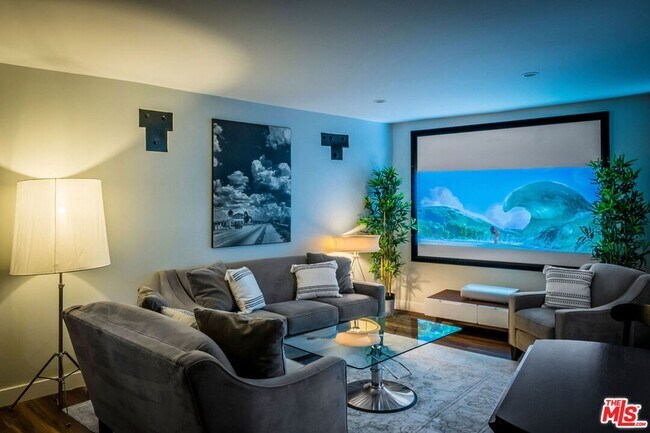 Building Photo - 3212 Wrightwood Dr