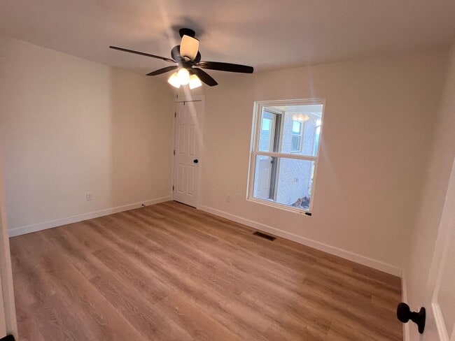 Building Photo - Newly Renovated Modern Cottage in Sevierville, TN — 2 Bed, 2 Bath, Open-Concept Living