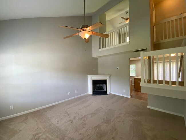 Building Photo - 3006 Kensington Pl