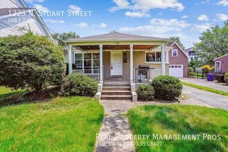 Building Photo - 1223 N Stuart St