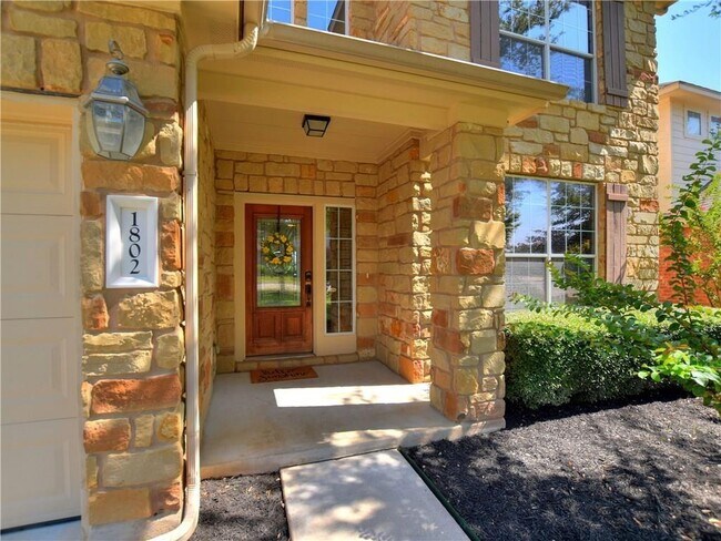 Building Photo - 1802 Greenside Trail