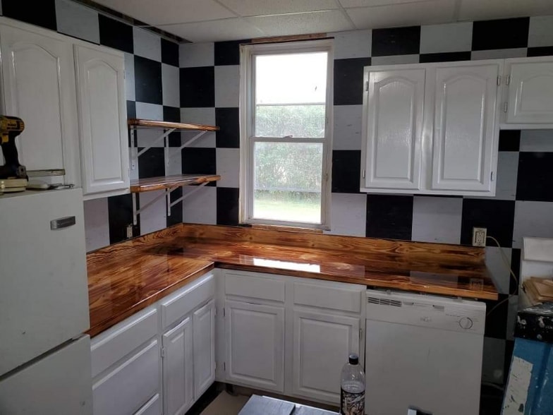 Building Photo - 1901 Beaver Rd