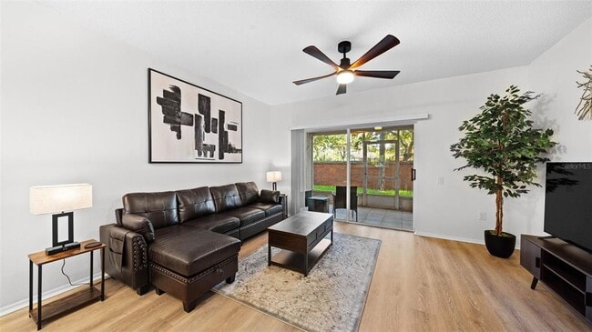 Building Photo - 12444 Berkeley Square Dr