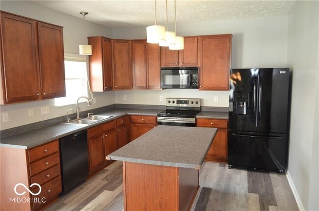 Building Photo - 16969 Brigg Ct