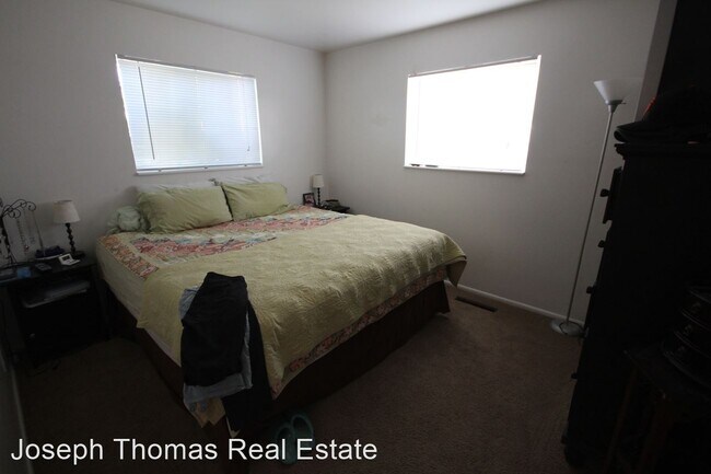 Building Photo - 3 br, 1.5 bath House - 440 E 850 S
