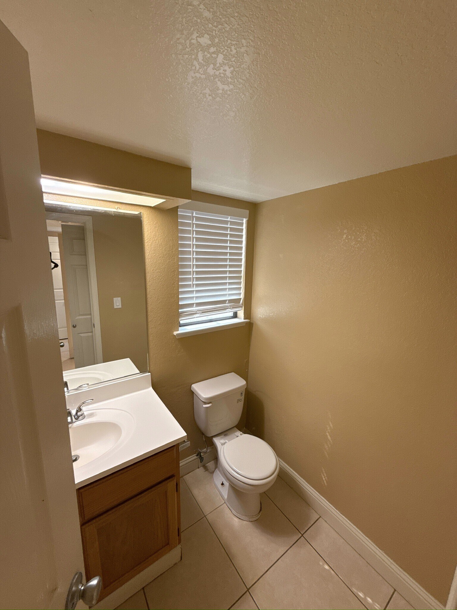 Building Photo - 1570 Deer Run Ln