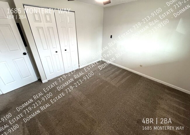 Building Photo - $500 OFF the first month of rent! Beautifu...