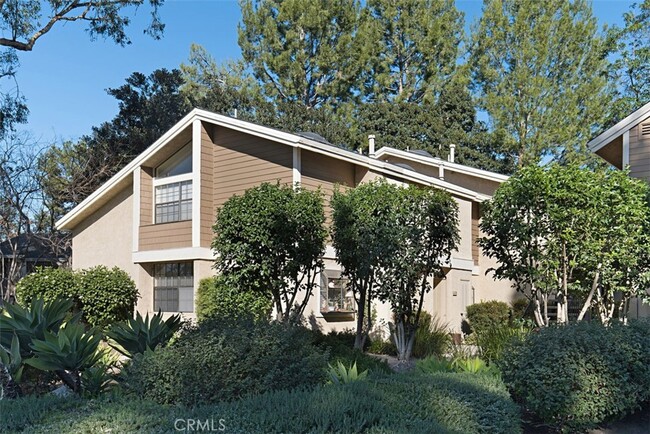Building Photo - 35 LAKEPINES-