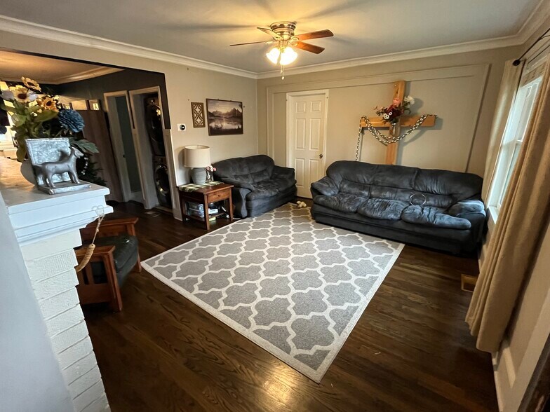 Building Photo - 1260 Francis St NW