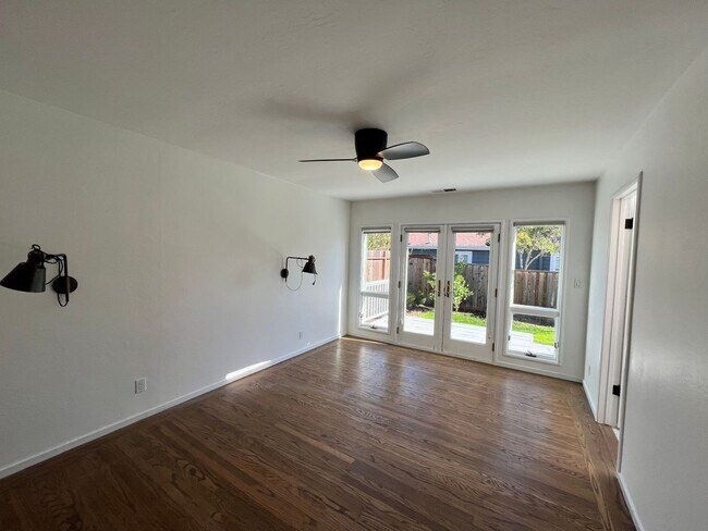 Building Photo - WONDERFUL TWO BEDROM TWO BATH UPDATED HOME...