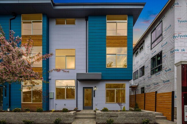 Primary Photo - 3 year old Crown Hill townhome