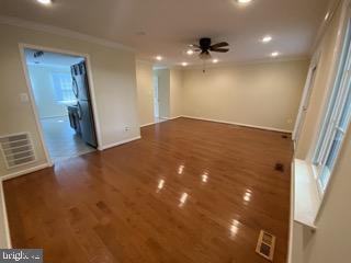 Building Photo - 6930 Hamilton Ct