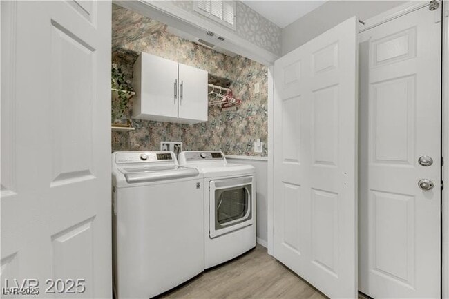 Building Photo - 1180 Solano Hills Ct