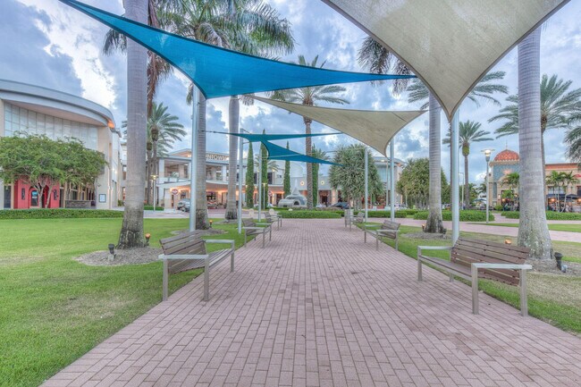 Building Photo - 200 Intracoastal Pl