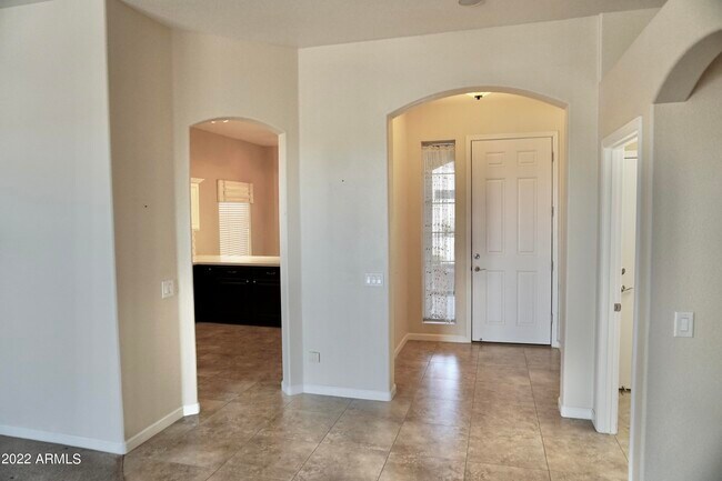 Building Photo - 11564 W Mule Deer Ct
