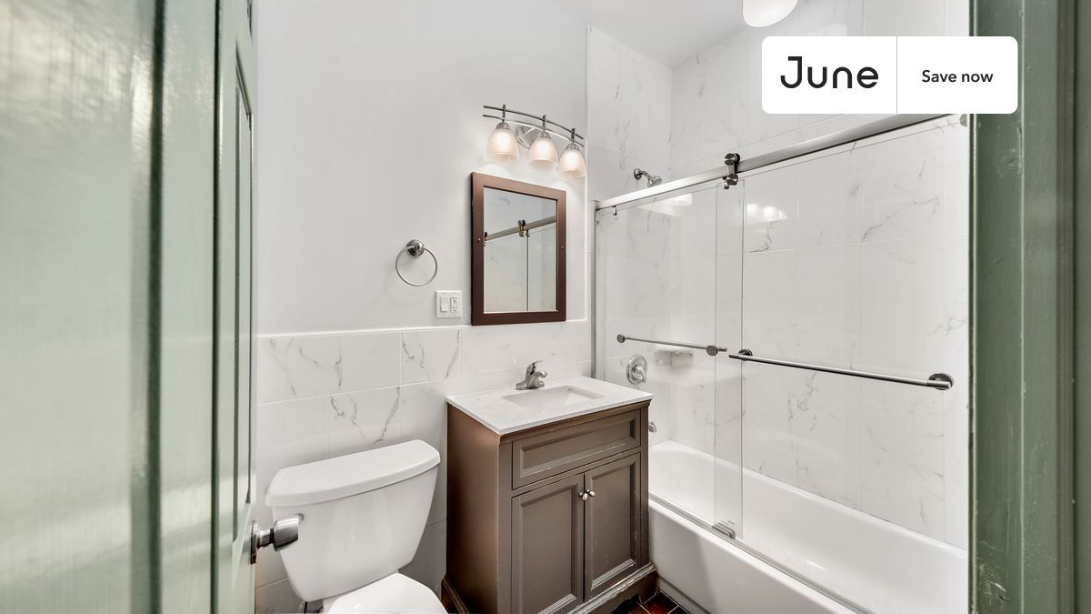 Building Photo - 2028 Second Avenue