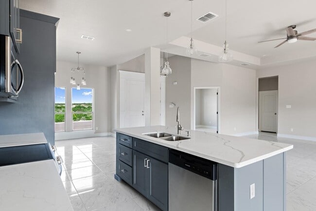 Building Photo - 114 Little Bighorn Trl