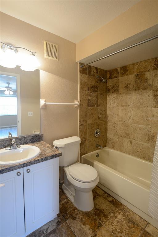 Building Photo - 2408 Barley Club Ct