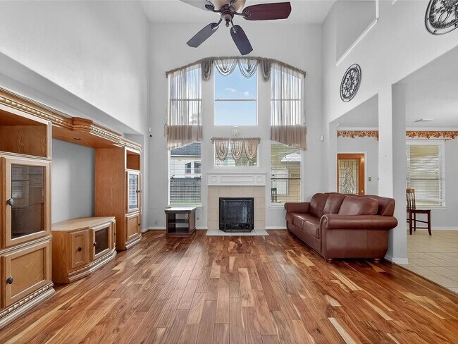 Building Photo - 602 Field Run Ct