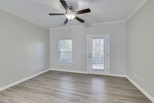 Building Photo - Adderman Point- 1 bed/1 bath Apartment