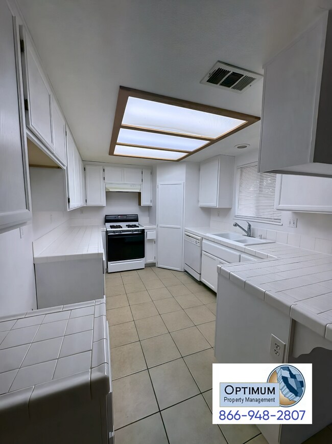 Building Photo - Charming 3-Bedroom Home on Half Acre