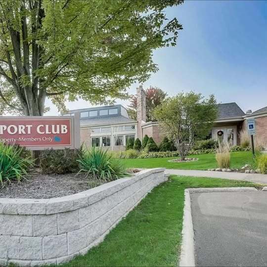 Building Photo - 824 Minnesota Cir