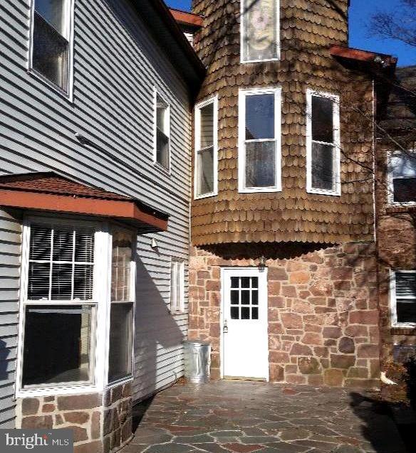 Building Photo - 1620 W Main St