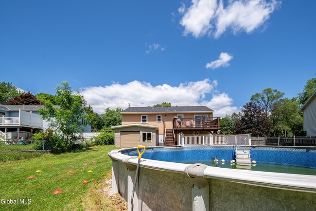 Building Photo - 99 Fiddlers Ln
