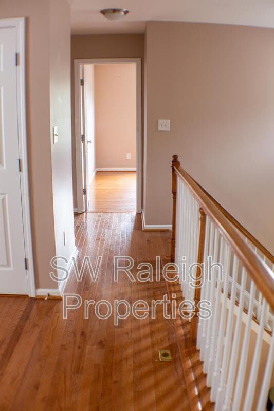 Building Photo - 5145 Mabe Dr