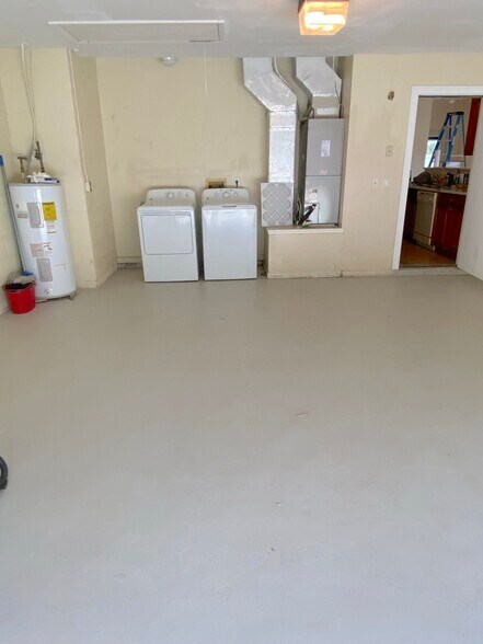 Building Photo - 4 Prosperity Ln