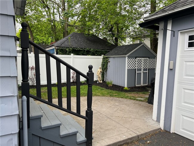 Building Photo - 36 Lansdale St