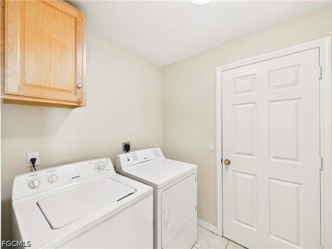 Building Photo - 17772 Oakmont Ridge Cir