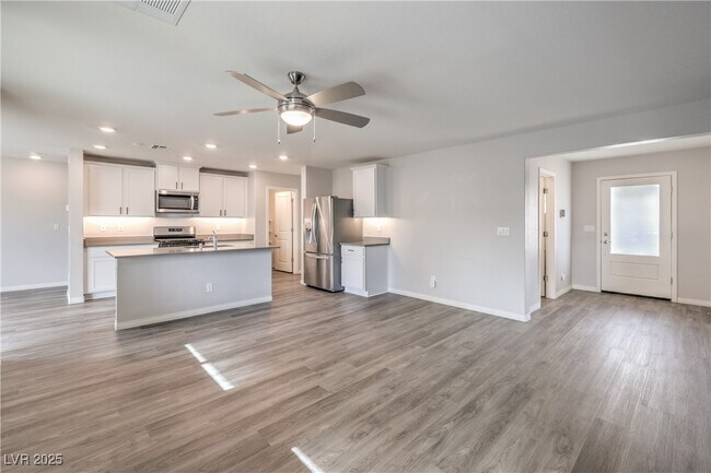 Building Photo - 4223 Wind Mesa Dr