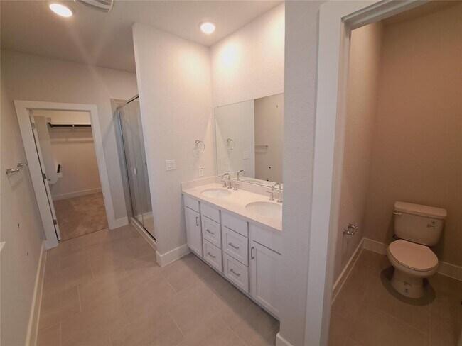 Building Photo - 1720 Purple Martin Dr