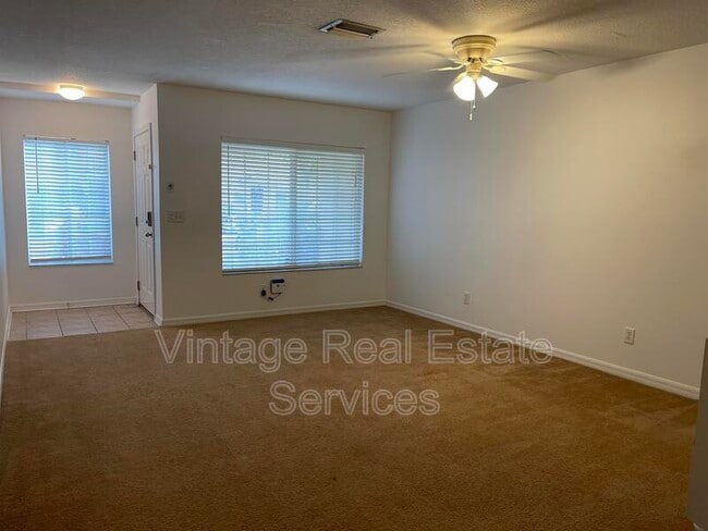 Building Photo - 10806 Brickside Ct