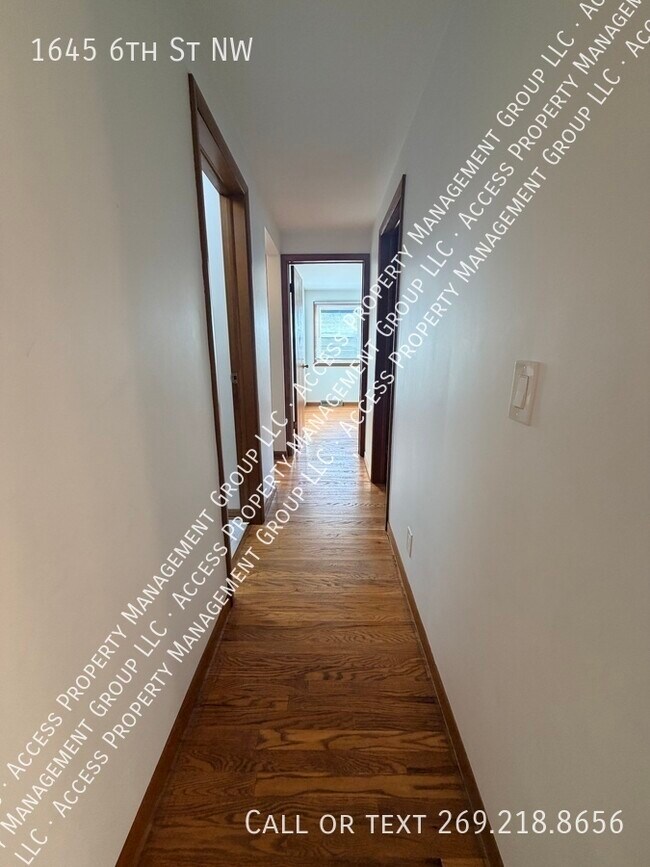Building Photo - 1645 6th St NW