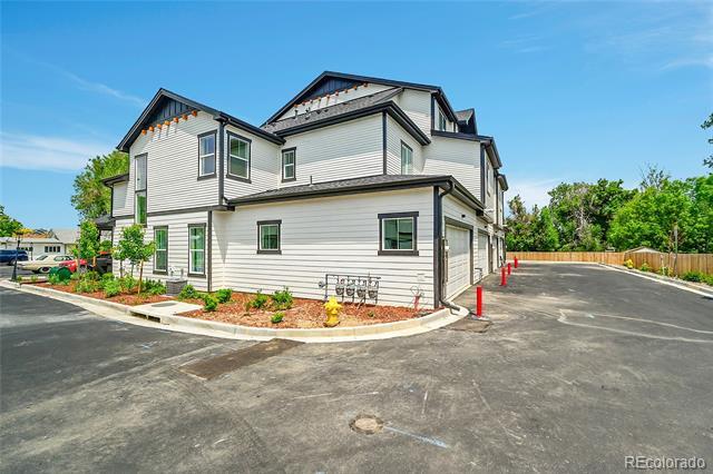 Building Photo - 8530 W 52nd Ave