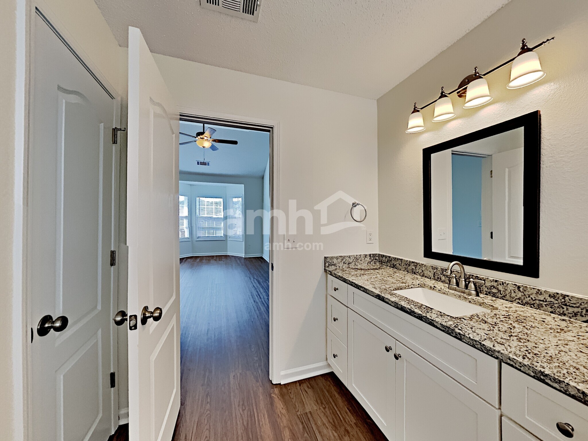 Building Photo - 2613 Newtons Crest Cir