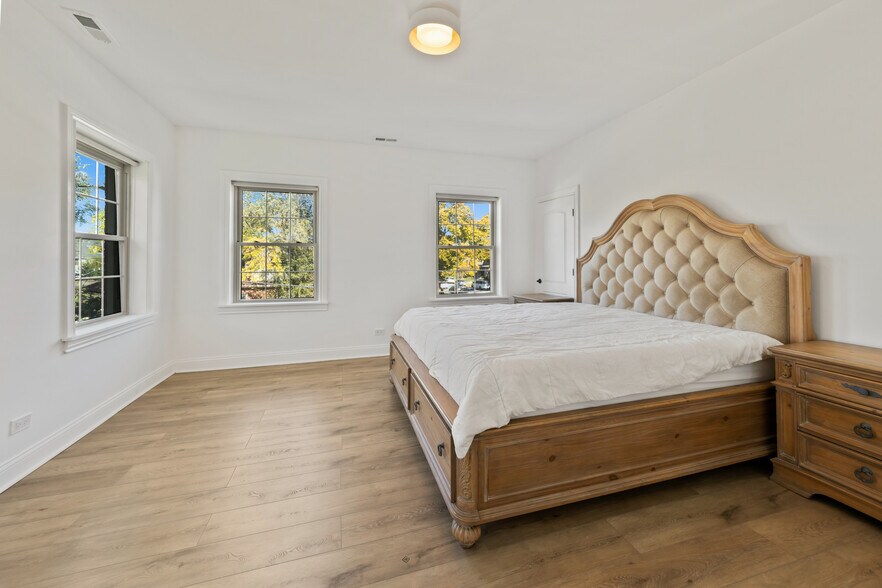 Bedroom 3 - 7131 W Altgeld St