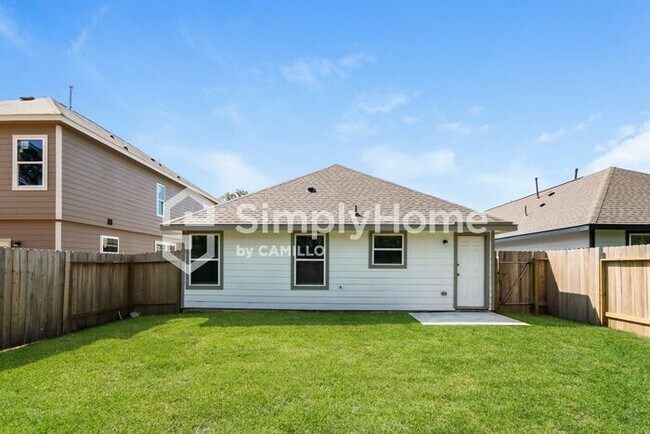 Building Photo - 2035 Emmons Clf Trl