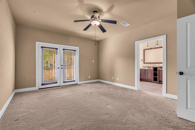 Building Photo - 932 Brook Forest Ln